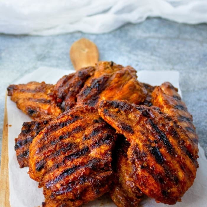 Spiced smoky barbecued chicken